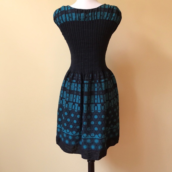 Studio M Stretchy Black Cap Sleeve Tea Party Dress - Picture 4 of 8